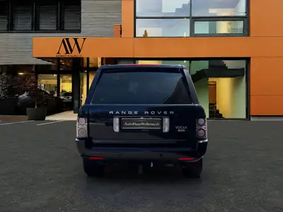 Land Rover Range Rover 3.6 TDV8 HSE — SUV premium diesel, 5 portes tout-terrain — Miniature 9