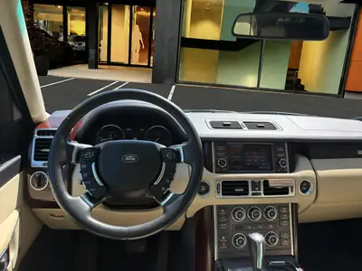 Land Rover Range Rover 3.6 TDV8 HSE — SUV premium diesel, 5 portes tout-terrain — Miniature 14