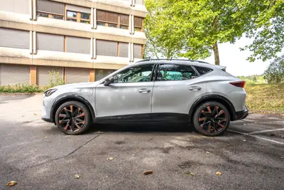 CUPRA Formentor 1.5 eHybrid VZ — Technologie hybride rechargeable et consommation ultra-basse — Thumbnail 10