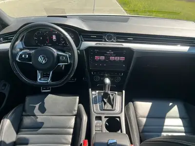 VW Passat Highline Sport 240 ch — Break diesel performant, sans sinistre — arrière