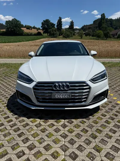 Audi A5 2.0 TDI Sport quattro — Élégance diesel avec transmission S-Tronic — Seitenansicht
