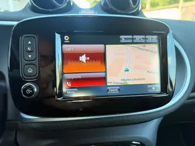 Smart Fortwo Passion Twinamic 2019 — Citadine urbaine économique, entretien Mercedes gratuit — Miniature 10