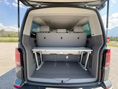 VW T6.1 California 2.0 TDI 150 Beach Last Edition — Camping-car premium, 39 000 km seulement — Miniature 12