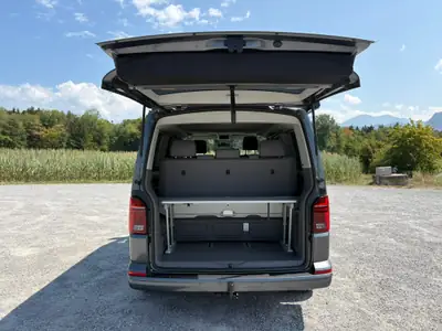 VW T6.1 California 2.0 TDI 150 Beach Last Edition — Camping-car premium, 39 000 km seulement — Miniature 11