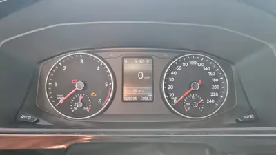 VW T6 California Beach 4Motion — Camping-car 7 places diesel, 4x4 intégral — Thumbnail 16