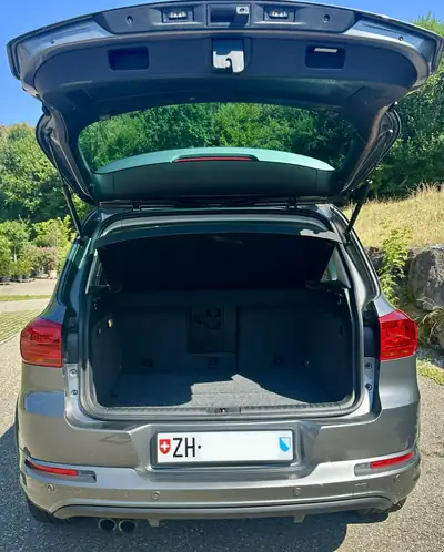 VW Tiguan 2.0 TSI 210 Cup — SUV dynamique, 4x4 intégral, R-Line premium — Armaturenbrett