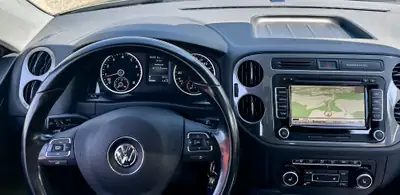 VW Tiguan 2.0 TSI 210 Cup — SUV dynamique, 4x4 intégral, R-Line premium — Miniatur 9