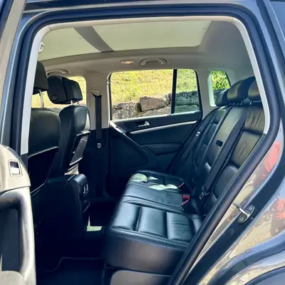 VW Tiguan 2.0 TSI 210 Cup — SUV dynamique, 4x4 intégral, R-Line premium — Miniatur 11