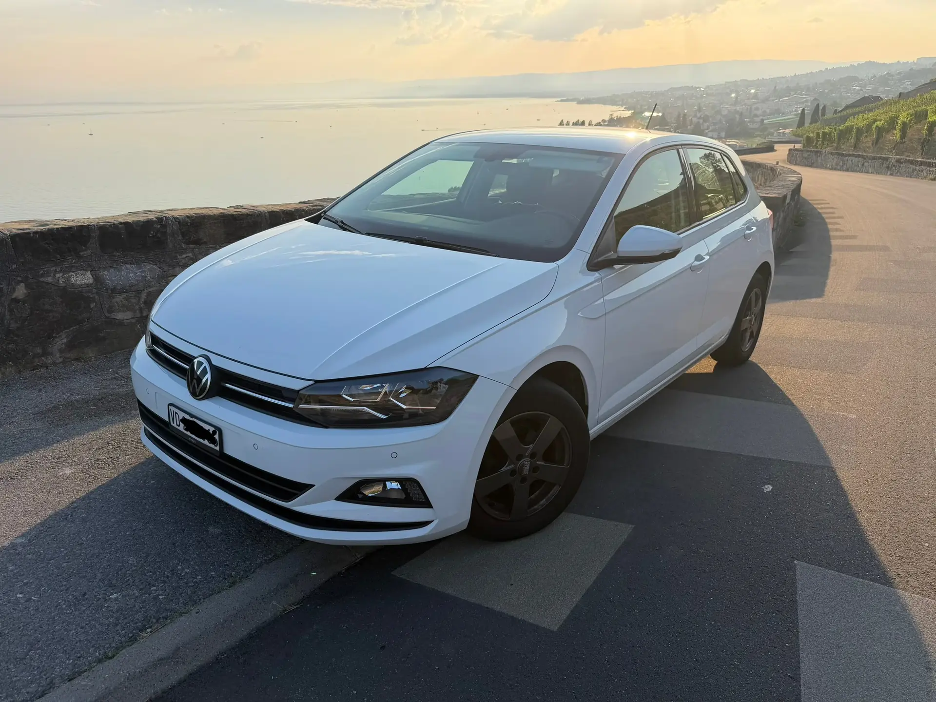 VW Polo 1.0 TSI Comfortline DSG — Citadine dynamique, 84'000 km, équipée et fiable — vista esterna