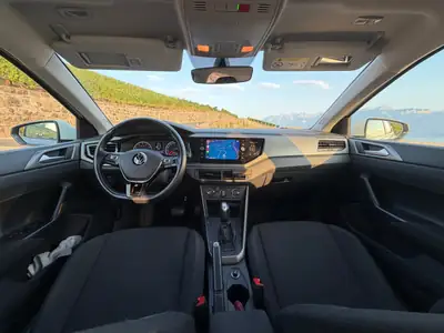 VW Polo 1.0 TSI Comfortline DSG — Citadine dynamique, 84'000 km, équipée et fiable — interni