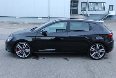 SEAT Leon Cupra 280 — Sportive compacte 280 ch, boîte auto, sans sinistre — intérieur