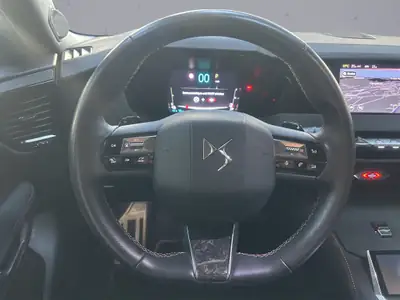 DS 4 1.6 E-Tense Performance Line+ — Hybride rechargeable, 87'000 km, design premium — Miniature 12
