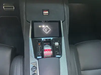 DS 4 1.6 E-Tense Performance Line+ — Hybride rechargeable, 87'000 km, design premium — Miniature 19
