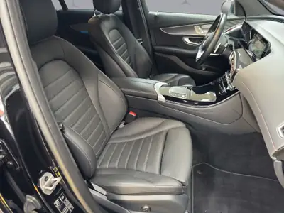 Mercedes-Benz EQC 400 AMG Line — SUV électrique 408 ch, 50 000 km seulement — Miniature 16