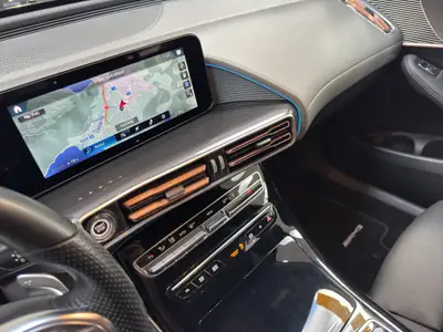 Mercedes-Benz EQC 400 AMG Line — SUV électrique 408 ch, 50 000 km seulement — Miniature 20