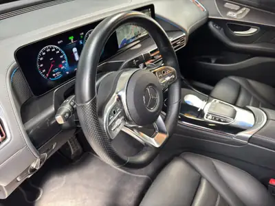 Mercedes-Benz EQC 400 AMG Line — SUV électrique 408 ch, 50 000 km seulement — Miniature 19