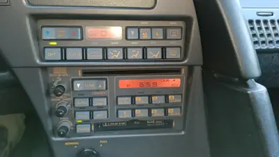 Chevrolet Corvette ZR-1 1990 — Légende américaine, 381 ch et statut de véhicule de collection — Miniatura 8