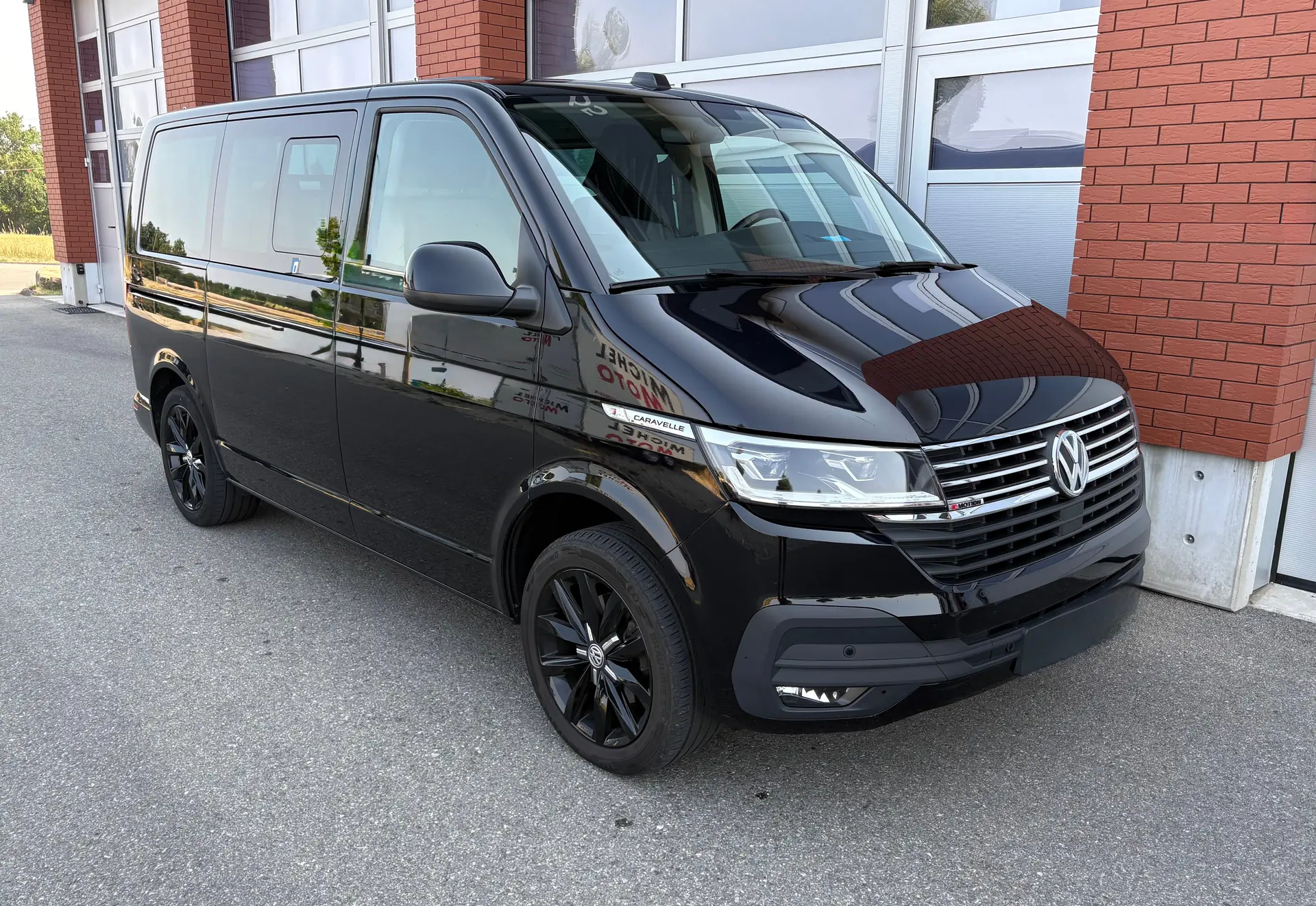 VW T6.1 2.0 TDI 150 Comfortline — Minibus 7 places, diesel économique et fiable — vista esterna