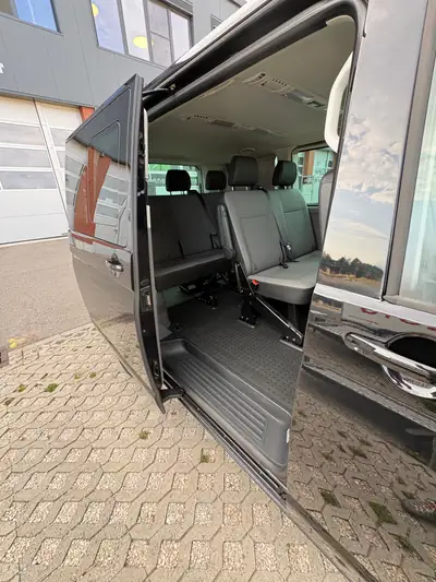 VW T6.1 2.0 TDI 150 Comfortline — Minibus 7 places, diesel économique et fiable — dettaglio