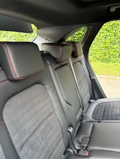 Ford Kuga 2.5 Plug-in Hybrid ST-Line X — SUV rechargeable, 21'800 km seulement — Miniatur 7