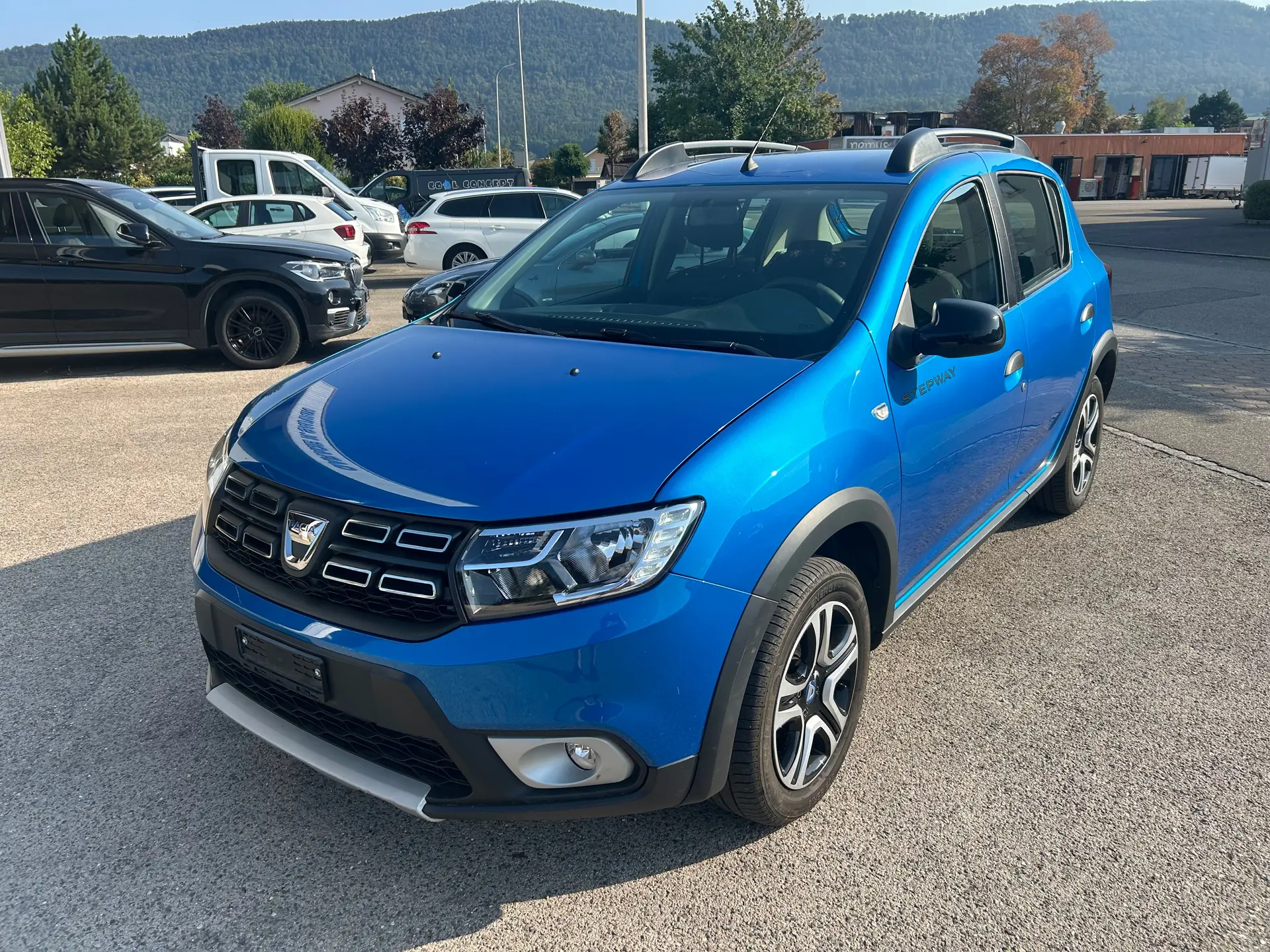 Dacia Sandero TCe 90 Stepway — Petit SUV urbain, boîte semi-auto, 32 000 km seulement