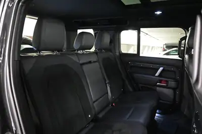 Land Rover Defender 110 525 V8 — Le SUV légendaire en version musclée Carpathian — Miniature 27
