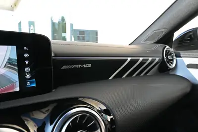 Mercedes-Benz CLA 45 S AMG 4Matic+ — Performance 422 ch, seulement 14'500 km — Miniature 24