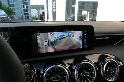 Mercedes-Benz CLA 45 S AMG 4Matic+ — Performance 422 ch, seulement 14'500 km — Miniature 23