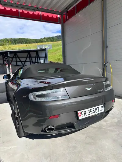 Aston Martin V8 Vantage Vantage S — Cabriolet britannique 436 ch, 28'000 km — Detail