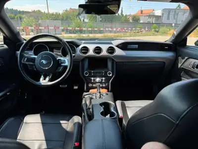 Ford Mustang Fastback 5.0 V8 GT — Muscle car légendaire, moteur neuf, passion américaine — Thumbnail 8