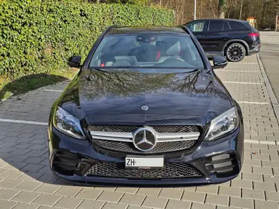 Mercedes-Benz C 43 AMG 4matic — Break sportif 390 ch, kilométrage modéré — fianco