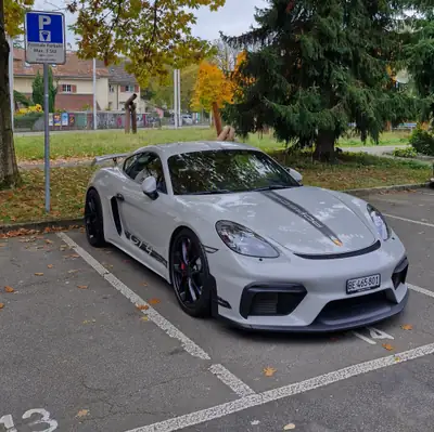 Porsche 718 Boxster 4.0 GT4 PDK — Sportive iconique, 15'900 km seulement — exterior view