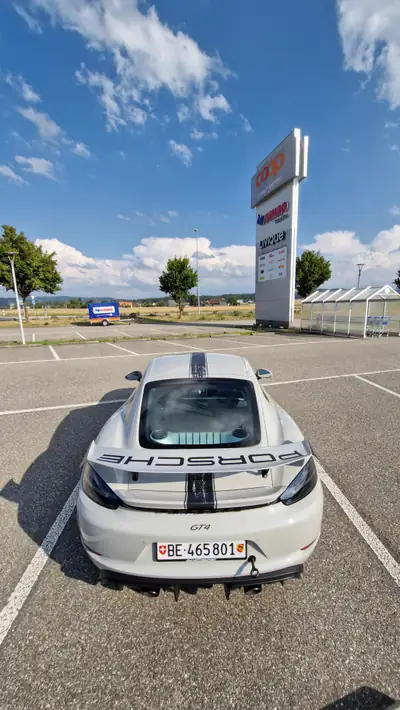 Porsche 718 Boxster 4.0 GT4 PDK — Sportive iconique, 15'900 km seulement — Thumbnail 8