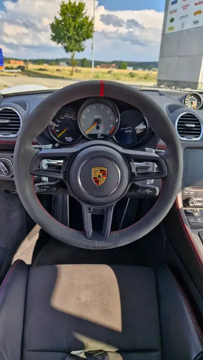 Porsche 718 Boxster 4.0 GT4 PDK — Sportive iconique, 15'900 km seulement — Thumbnail 14