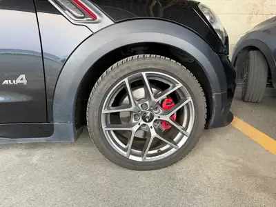 MINI Paceman John Cooper Works ALL4 — SUV compact sportif, traction intégrale, boîte auto — Detail
