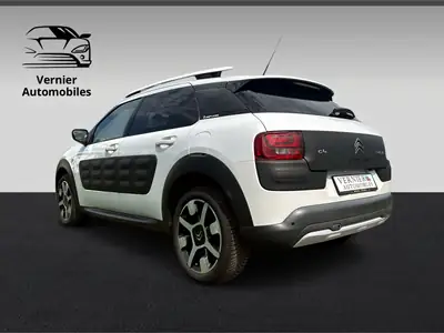 Citroën C4 Cactus 1.2 e-THP Rip Curl — Design urbain, faible consommation et garantie 12 mois — intérieur