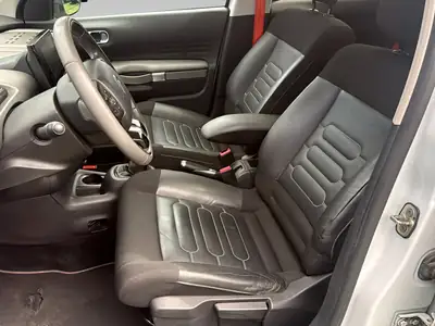 Citroën C4 Cactus 1.2 e-THP Rip Curl — Design urbain, faible consommation et garantie 12 mois — Miniature 10
