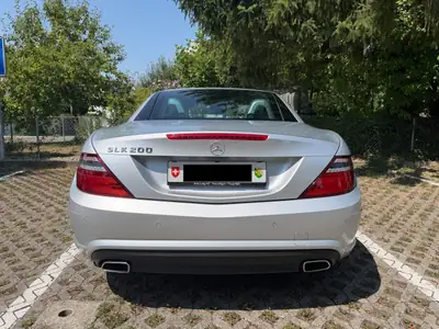 Mercedes-Benz SLK 200 BlueEfficiency — Cabriolet sportif, 48 000 km, motorisation efficace — rear view