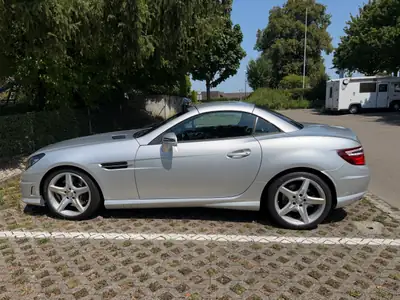 Mercedes-Benz SLK 200 BlueEfficiency — Cabriolet sportif, 48 000 km, motorisation efficace — dashboard