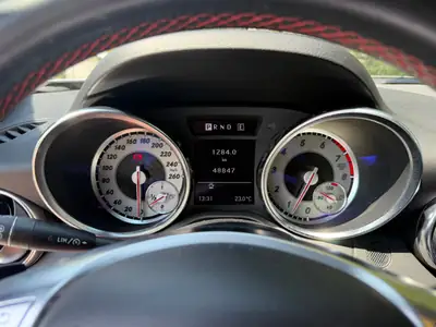 Mercedes-Benz SLK 200 BlueEfficiency — Cabriolet sportif, 48 000 km, motorisation efficace — Thumbnail 11