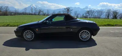 Alfa Romeo Spider 2.0 JTS — Cabriolet italien légendaire, 165 ch sans compromis — détail