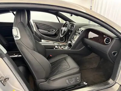 Bentley Continental GT 6.0 W12 — Grand Tourisme britannique, 575 ch et prestige intemporel — Miniature 8