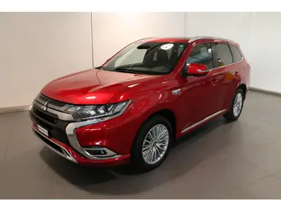 Mitsubishi Outlander 2.4 PHEV Diamond 2020 — SUV hybride rechargeable, 71 500 km — vue extérieure