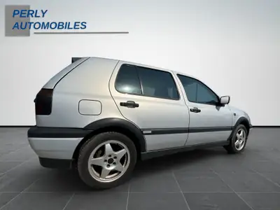 VW Golf 2000 GTI 16V Edition — Une légende sportive des années 90, première main — détail