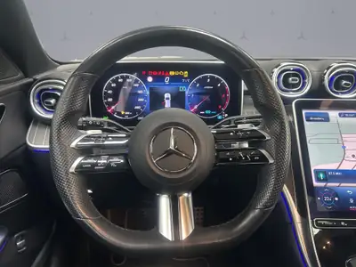 Mercedes-Benz C 220 d AMG Line 4MATIC Kombi — Diesel hybride, traction intégrale, élégance sportive — Miniature 12