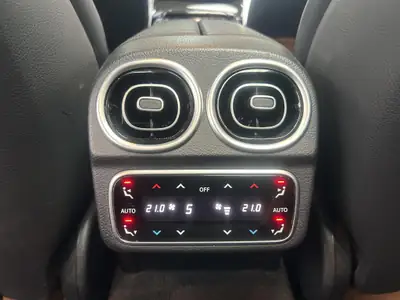 Mercedes-Benz C 220 d AMG Line 4MATIC Kombi — Diesel hybride, traction intégrale, élégance sportive — Miniature 19