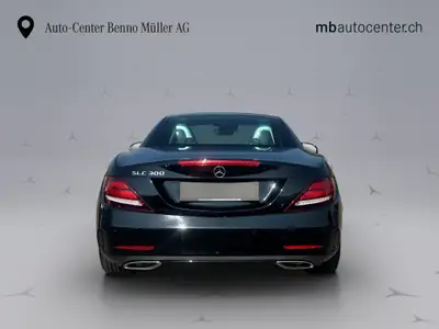 Mercedes-Benz SLC 300 Cabriolet — Roadster élégant, motorisation performante, 84'000 km — intérieur