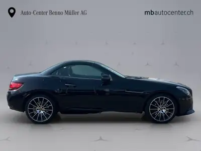 Mercedes-Benz SLC 300 Cabriolet — Roadster élégant, motorisation performante, 84'000 km — détail