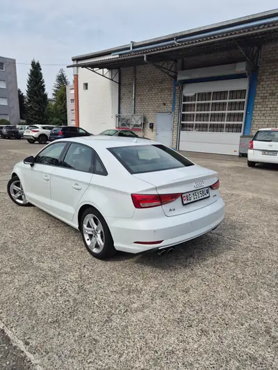 Audi A3 Sedan 1.5 TFSI Sport — Berline compacte fiable, 100 000 km, sans sinistre — intérieur