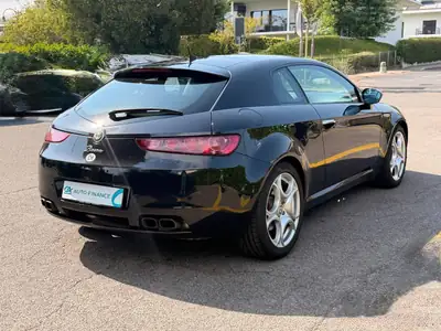 Alfa Romeo Brera 1.8 TBi 2010 — Coupé sportif italien, 200 ch et équipements premium — détail